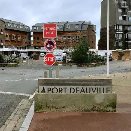 Апартаменты Le Loft-boat